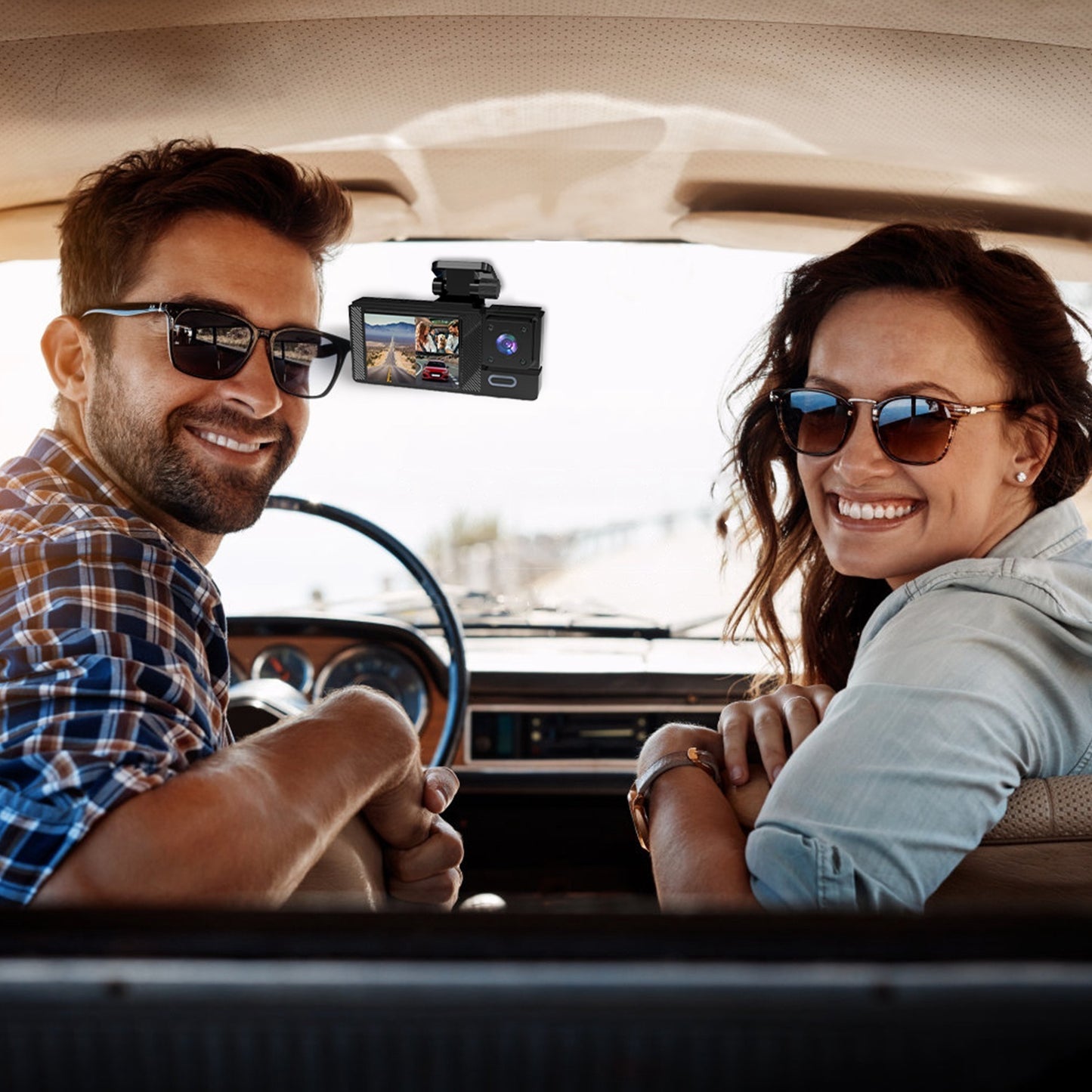 1Pc WiFi FHD 1080P Car Dash Cam 3 Channels Front Rear Inside Dash Camera With Loop Recording Reversing Image Night Vision 170 Degree Wide Angle Support 64G MMC Card Included